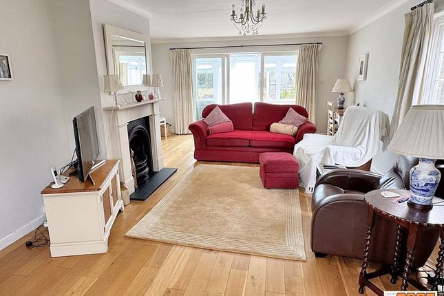 13, Sinah Lane, Hayling Island photo 3