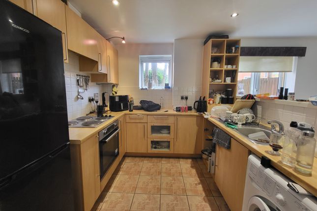 38 Jackson Crescent, Hulme, Manchester photo 3