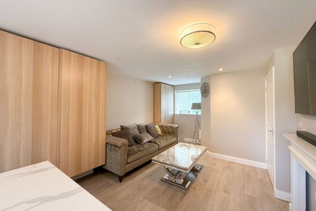 25 Battle Hill Drive, Wallsend photo 4