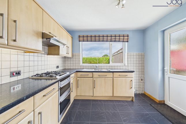 42 Meadow Park, Lancaster photo 2