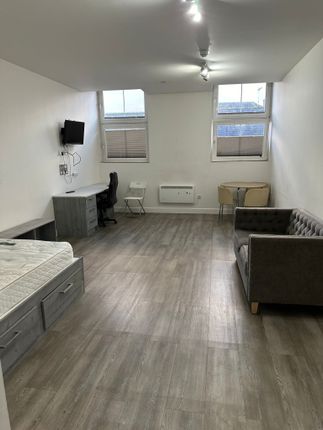 Studio to rent in Stamford Street, Leicester