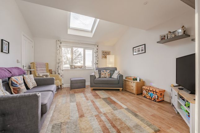 87a Holt Road, Fakenham photo 3