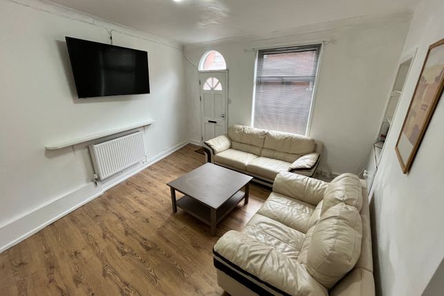 Harold Terrace, Leeds photo 3