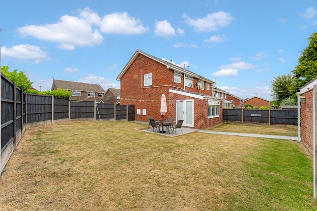 9 Orkney Close, Widnes photo 2