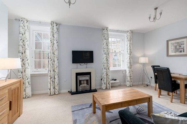 Thumbnail Flat to rent in Heriot Bridge, Grassmarket, Edinburgh