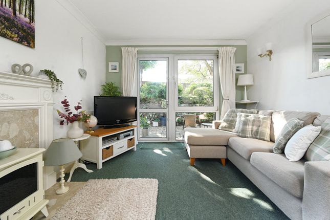 4, Homehaven Court, West Sussex photo 4