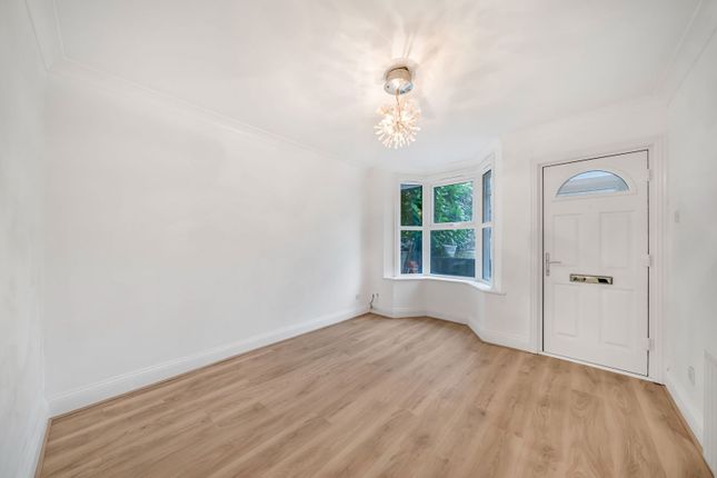 288, Godstone Road, Whyteleafe photo 3