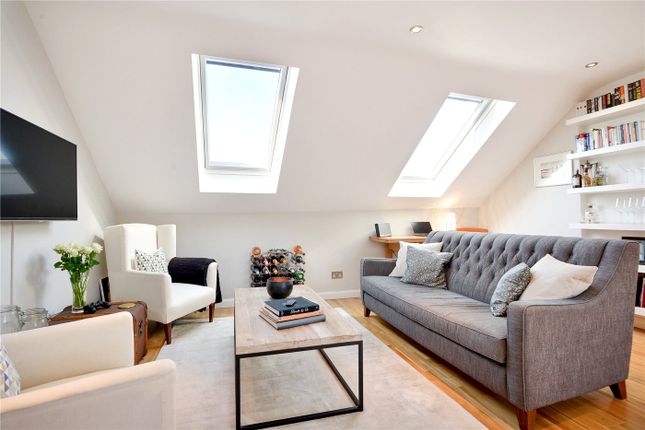 Flat 3, 16, Ondine Road, Peckham Rye photo 4