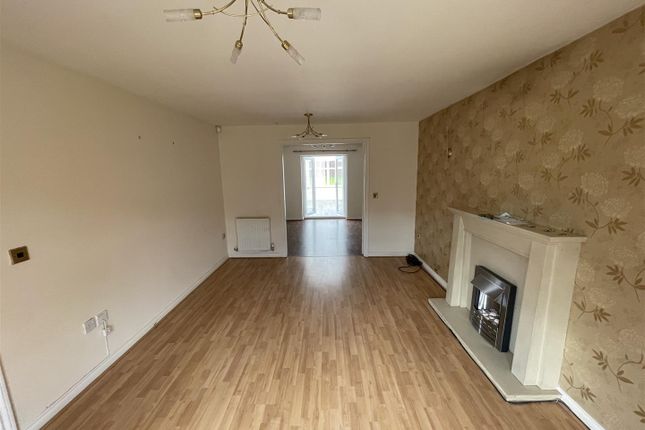 56, Yale Road, Willenhall photo 2