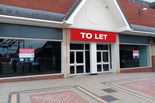 Thumbnail Retail premises to let in Unit 4-6 Gresley Row, Three Spires, Lichfield