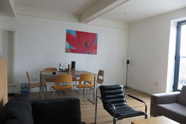 Thumbnail Flat to rent in Hallings Wharf, Channelsea Road, Stratford