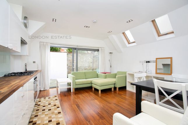 Flat for sale in St Dunstans Road, Hammersmith