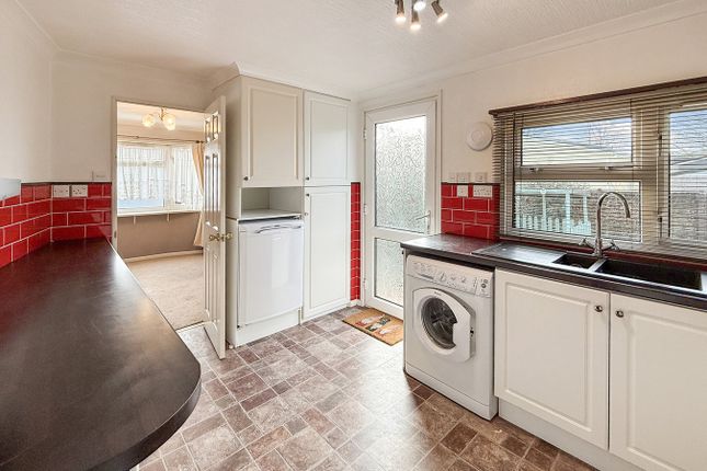 35, Roma Avenue, Ipswich photo 3
