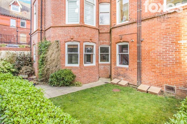1 Pirbright House, West Cliff Gardens, Bournemouth photo 2