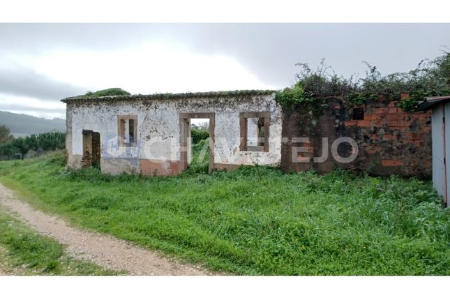 Property for sale in Areias E Pias, Ferreira Do Zêzere, Santarém