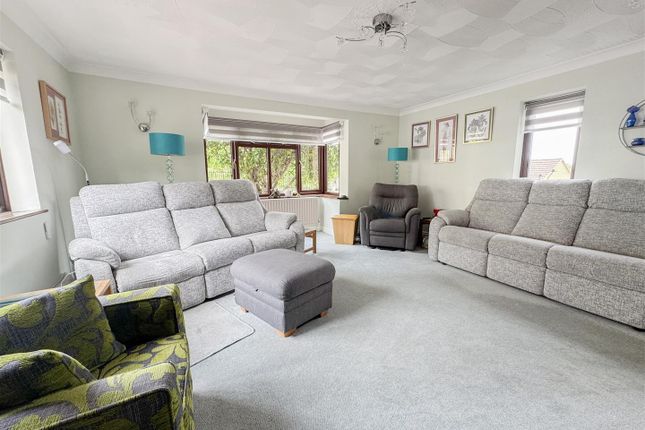 2, Beauport Home Farm Close, St. Leonards-On-Sea photo 3