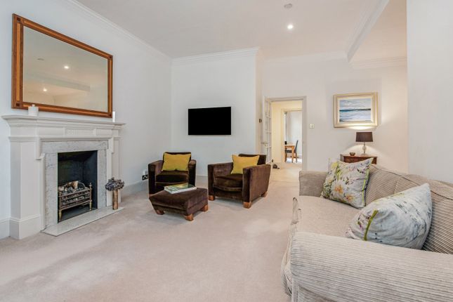 Flat for sale in Lower Sloane Street, London