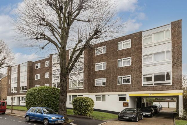 Thumbnail Flat to rent in Eaton Rise, London