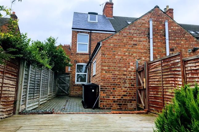 182, Dudley Road, GRANTHAM photo 3