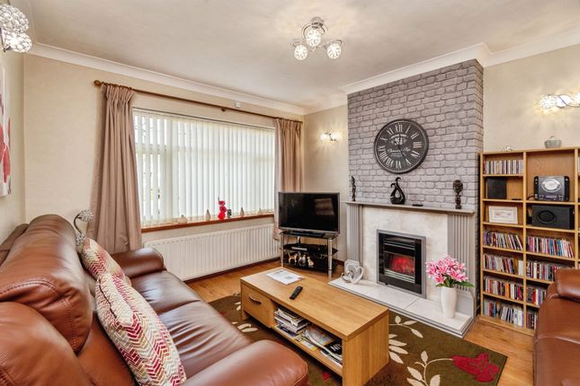 Fishley Close, Walsall photo 2