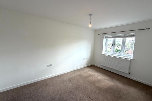 2, Polden Court, Ashcott photo 4