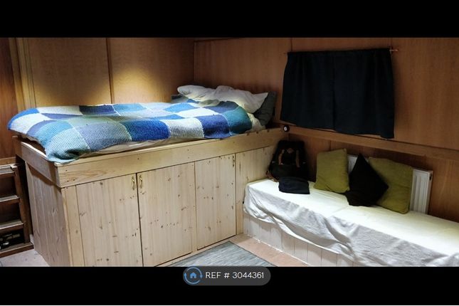 Houseboat, London photo 5