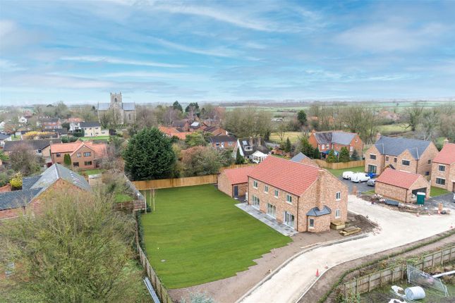 Thumbnail Detached house for sale in Orchard Way, Stow, Lincoln