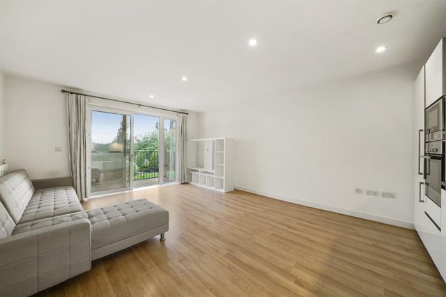 Thumbnail Flat for sale in Johnson Court, 41 Meadowside