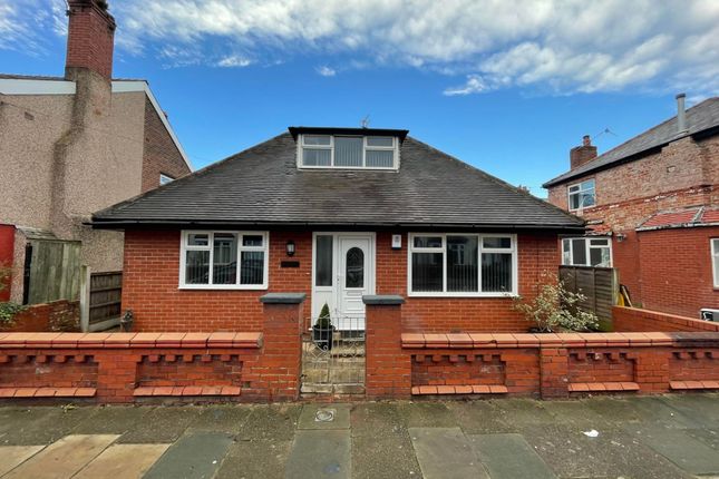 Thumbnail Bungalow for sale in Airedale Avenue, Blackpool