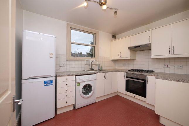 Shared accommodation to rent in Thistlewaite Road, London