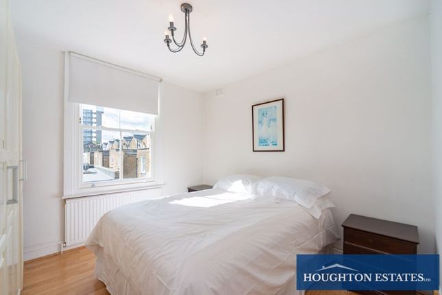 Flat for sale in Coomassie Road, London