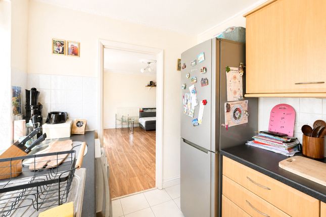 Flat 1, Fox House,, Allison Road, Somerset photo 3
