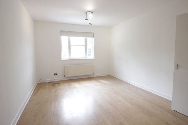 Flat to rent in 8-12 Bexley High Street, Bexley, Kent