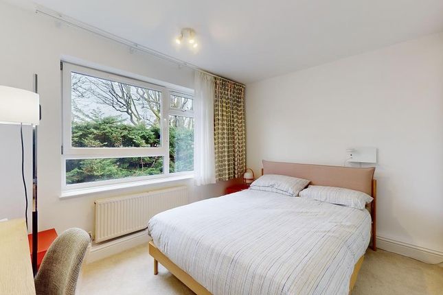 Flat for sale in Atney Road, London