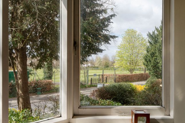 4 St. Edwards Court Oakthorpe Road, Oxford photo 3