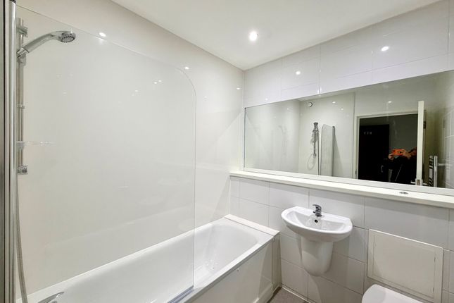 617, Calderwood Street, Woolwich photo 4