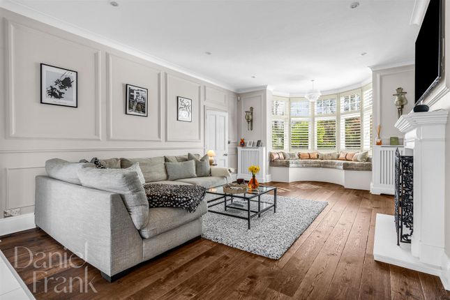 Oak Hall, Stondon Road, Ongar photo 2