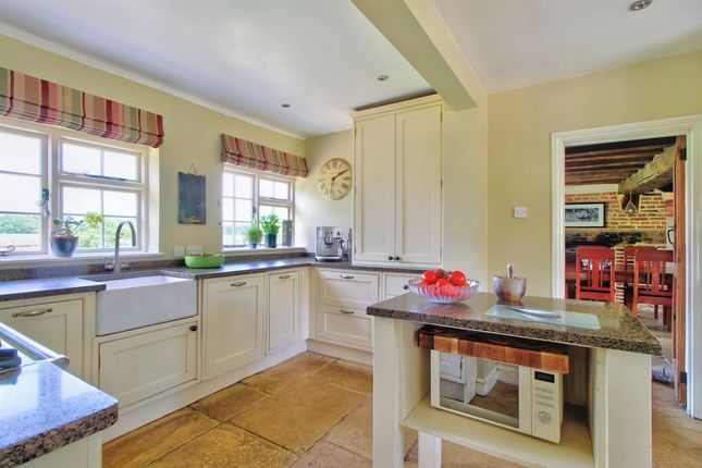 Whistley Green Cottage, Reading photo 2