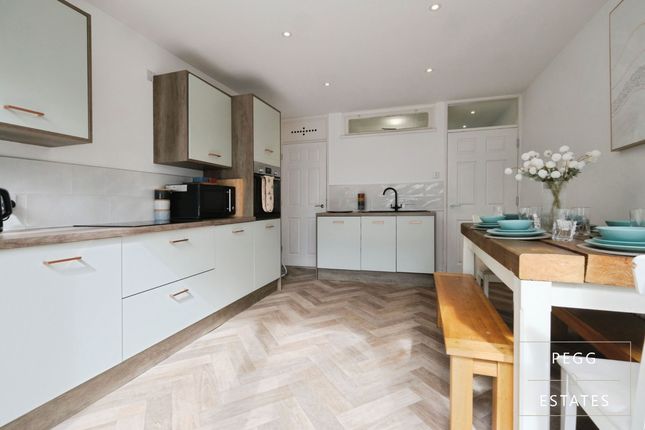 11 Cliff Mews, Paignton photo 4