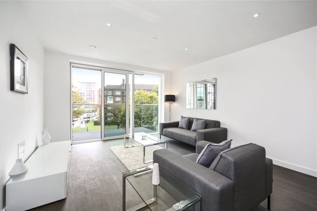 Flat 16, Skyline Apartments, Devan Grove, London photo 4