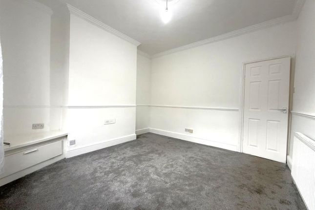 2, Gordon Terrace, Rotherham photo 3