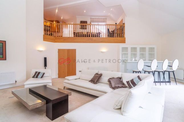 Flat 15 and 16, Eastcote Road, PINNER photo 2