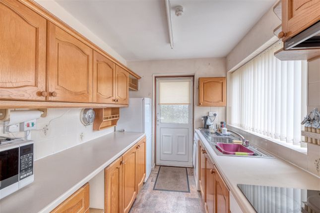 Bungalow for sale in Montreal Close, Worcester