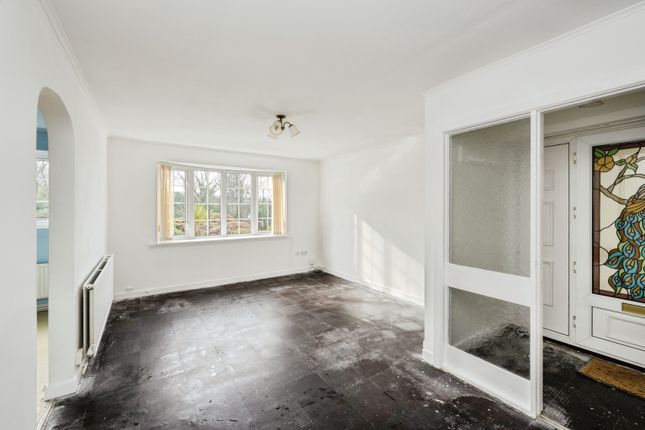 9 Brunel Close, Tonna, Neath photo 3
