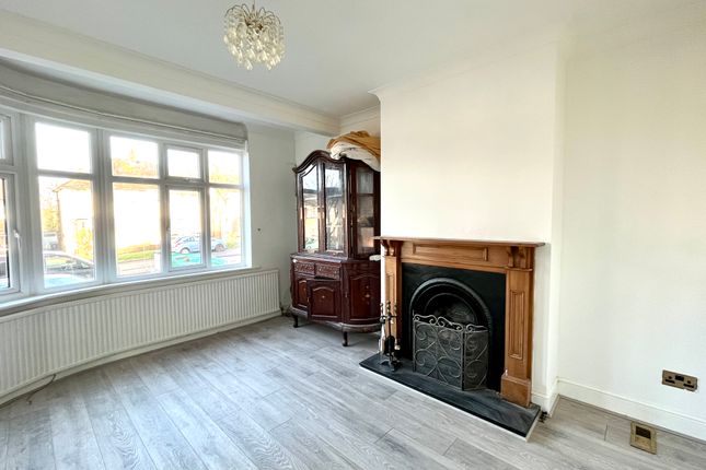 Thumbnail Semi-detached house to rent in Ashfield Road, North Finchley