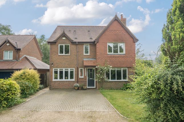 Thumbnail Detached house to rent in Monarch Way, Winchester