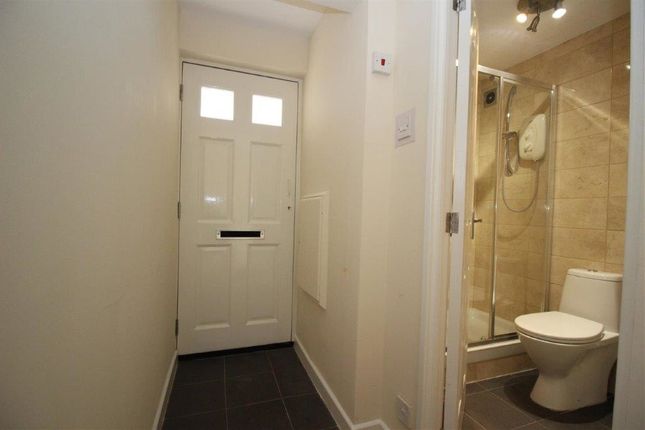 23, Danvers Mead, Chippenham photo 2