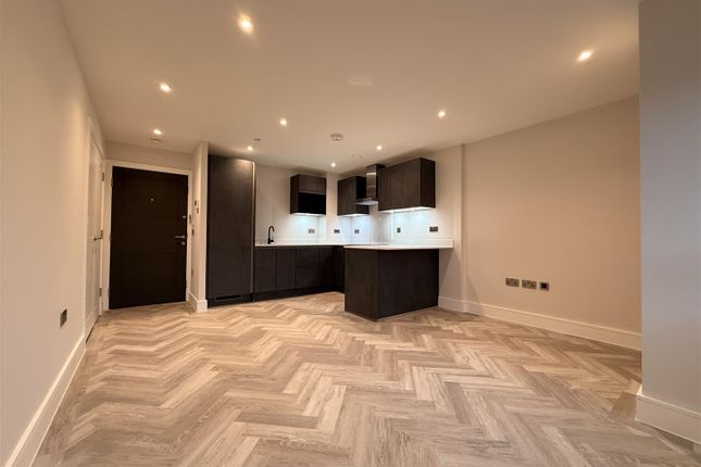 116 Cockfosters Road, Cockfosters photo 3