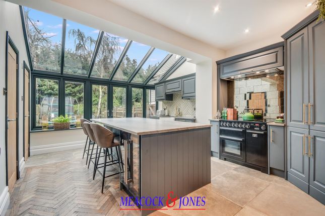 Daydawn, 170 Priests Lane, Brentwood photo 4