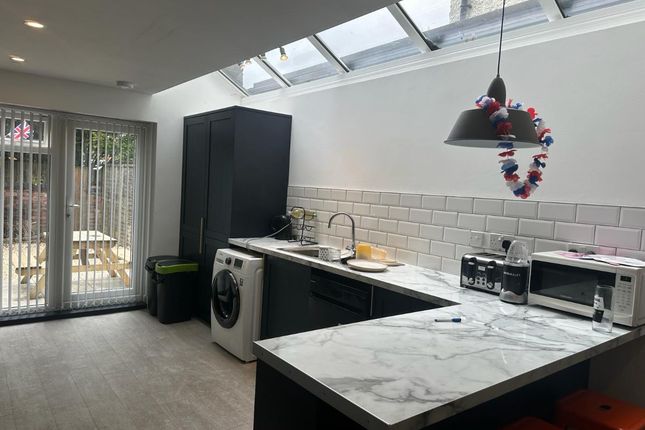 182 St. Georges Road, Coventry photo 2